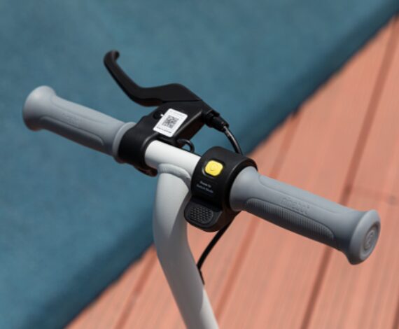 Segway Zing C8 | Trottinette Électrique 120W pour Enfants (6-12 ans), Vitesse 16km/h – Image 3